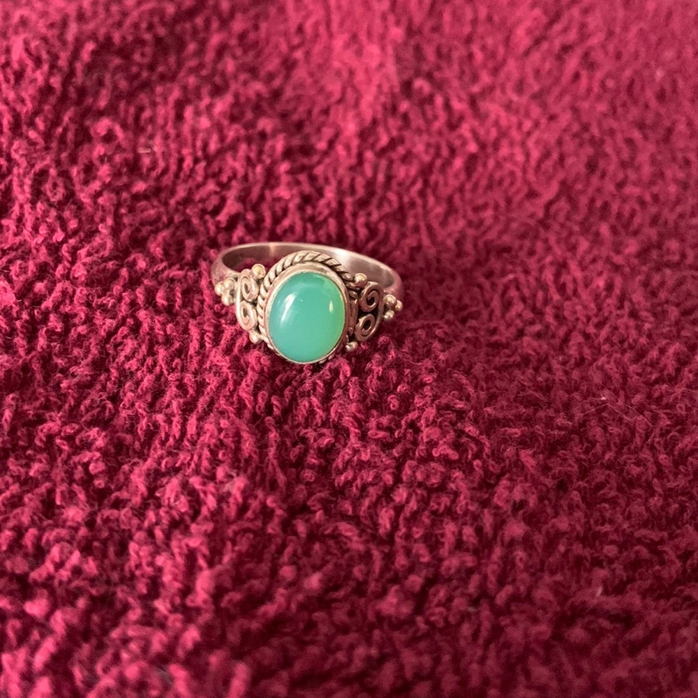 Size 7 green Chalcedony Stone.